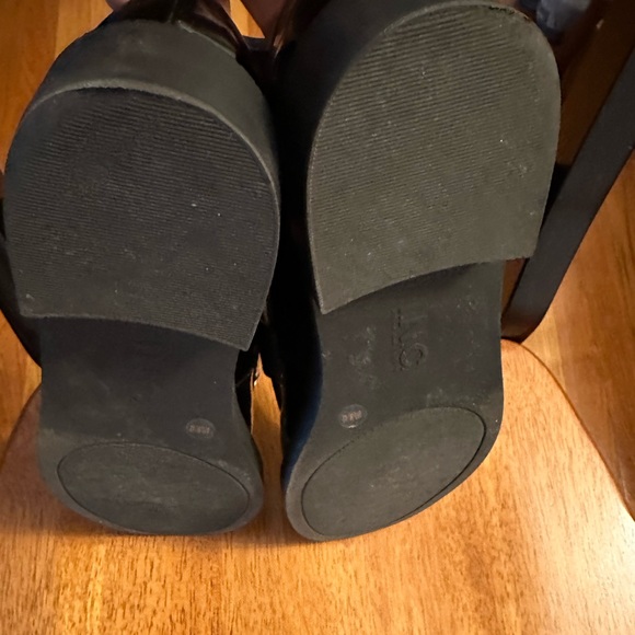 INC Woman’s lug sole loafer - Sz 10.5 - Picture 3 of 3